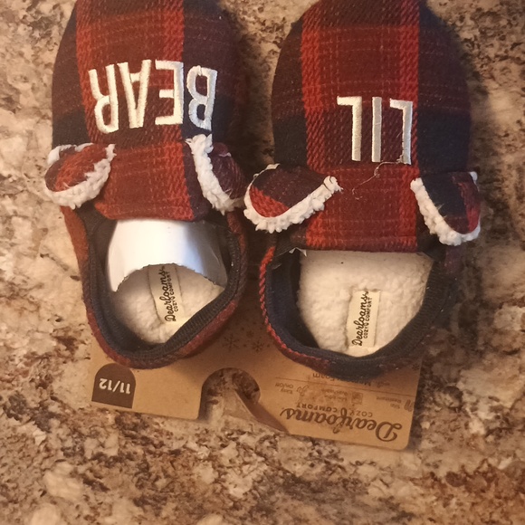 Kids Plaid Slippers - Red and White Little Bear New With Tags - Picture 11 of 11